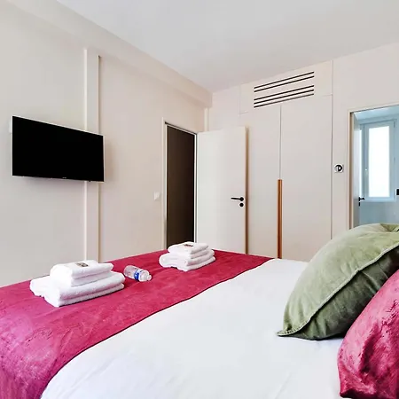 Apartment Whole House Near The Eiffel Tower Paris
